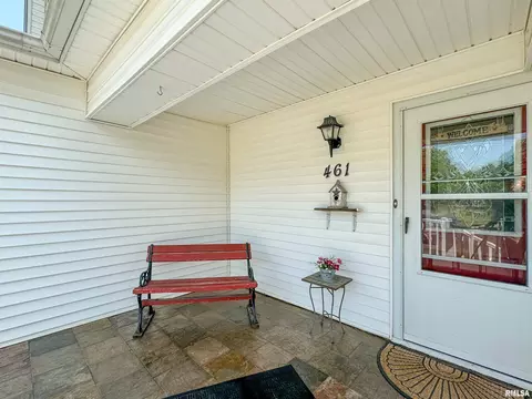 461 N 3rd Ave, Canton, IL 61520 photo 3