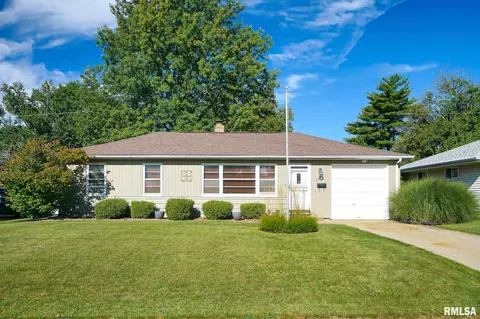 3001 N Victoria Ave, Peoria, IL 61604