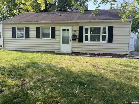 808 W Brons Ave, Peoria, IL 61604
