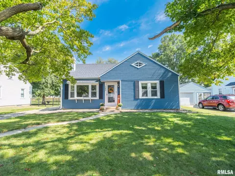 123 Lynn St, Washington, IL 61571