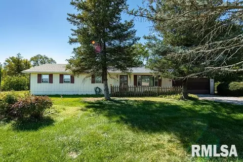 15020 W Parks School Rd, Princeville, IL 61559