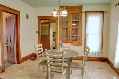 903 E Jefferson St, Macomb, IL 61455 photo 6
