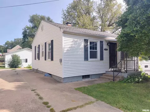 103 Amsler St, Bartonville, IL 61607