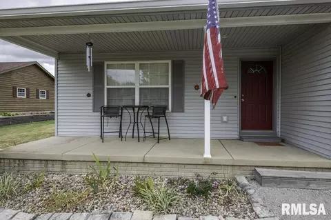 105 S Reiter St, Benson, IL 61516 photo 4