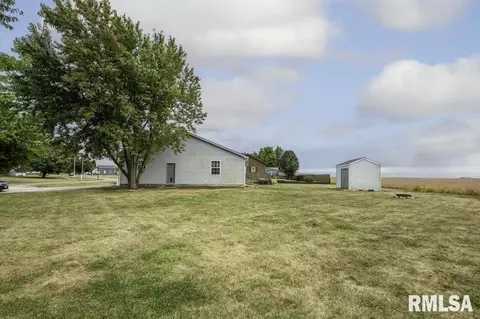 105 S Reiter St, Benson, IL 61516 photo 41