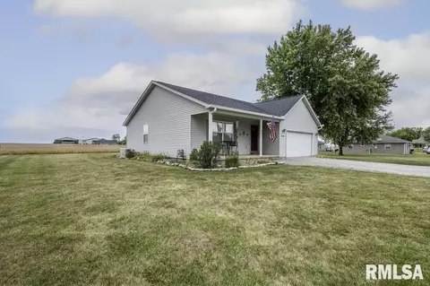 105 S Reiter St, Benson, IL 61516 photo 3