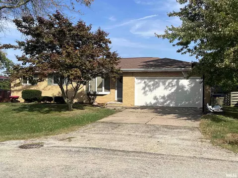 606 N Runkle St, Hanna City, IL 61536