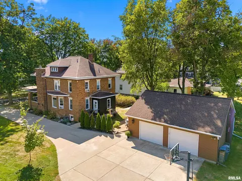 303 W Burton Ave, Eureka, IL 61530 photo 43
