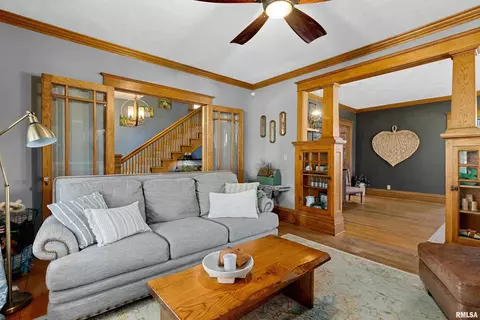 303 W Burton Ave, Eureka, IL 61530 photo 17