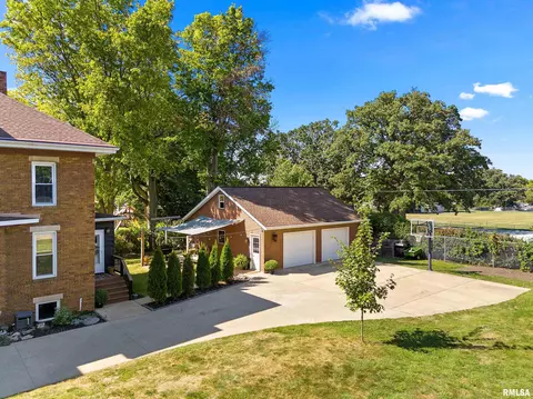 303 W Burton Ave, Eureka, IL 61530 photo 42