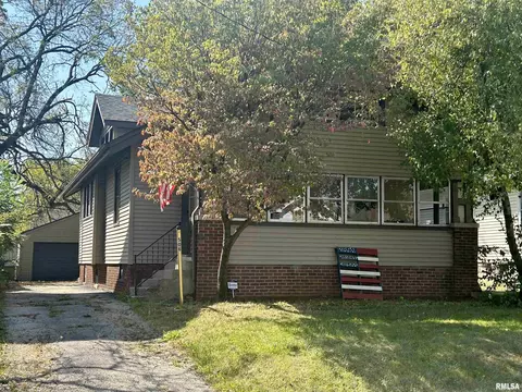 506 W Hanssler Pl, Peoria, IL 61604