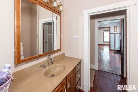 726 E Thrush Ave, Peoria, IL 61603 photo 18