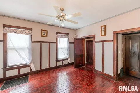 726 E Thrush Ave, Peoria, IL 61603 photo 11