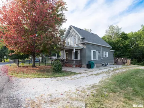 105 E Rose Ave, Bartonville, IL 61607