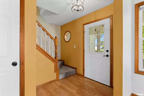 4022 S Paramount Rd, Bartonville, IL 61607 photo 5