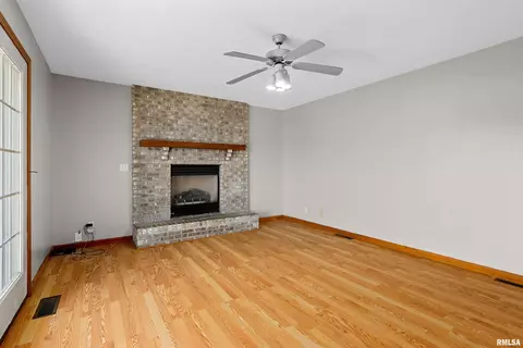 4022 S Paramount Rd, Bartonville, IL 61607 photo 16