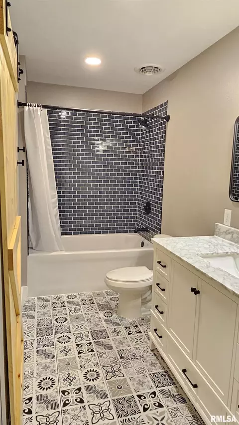 15 N 13th Ave, Canton, IL 61520 photo 33