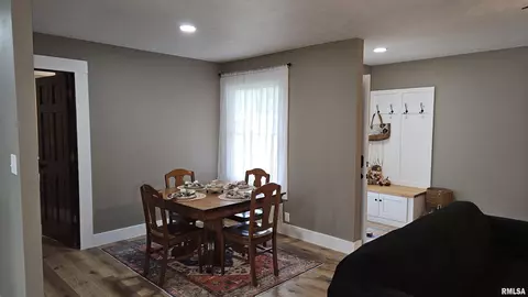 15 N 13th Ave, Canton, IL 61520 photo 17