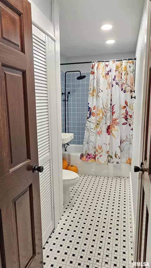 15 N 13th Ave, Canton, IL 61520 photo 54