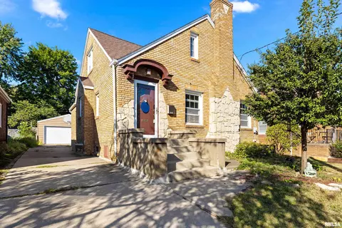 515 W Lawndale Ave, Peoria, IL 61604