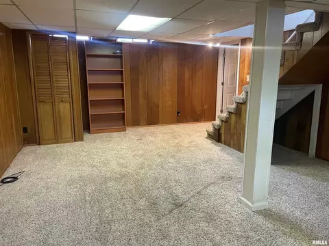 320 Jamestown Rd, Macomb, IL 61455 photo 12