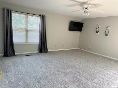 703 Devon Dr, Metamora, IL 61548 photo 18