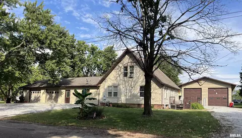 603 N Liberty St, Vermont, IL 61484