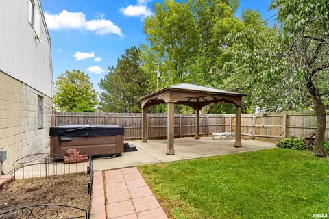 130 N Maple Ave, Morton, IL 61550 photo 39