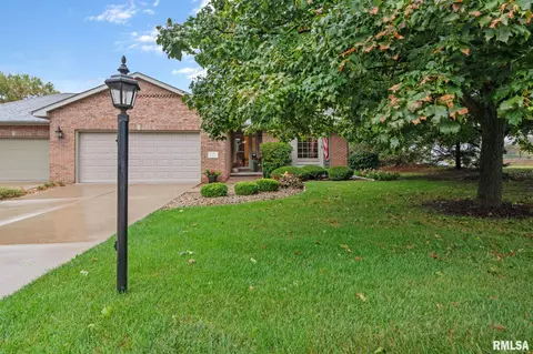 2503 W Kaylie Ct, Peoria, IL 61615