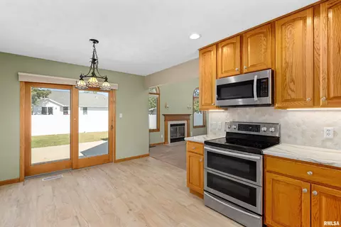 717 N Marcus Ct, Chillicothe, IL 61523 photo 16