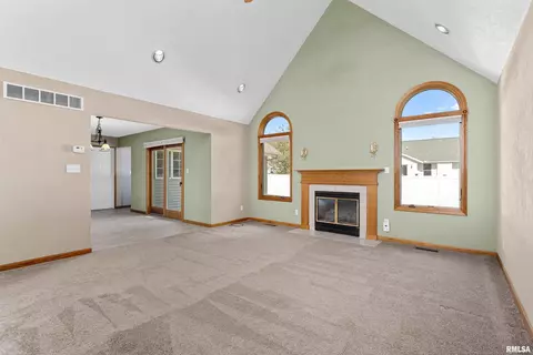 717 N Marcus Ct, Chillicothe, IL 61523 photo 9