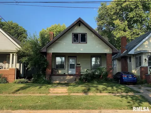 2203 N Linn St, Peoria, IL 61604