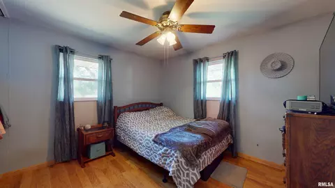 Bedroom - 401 E Pearson St, Eureka, IL 61530 photo 3 of 3