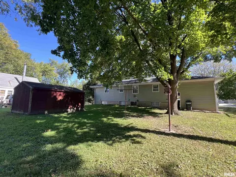 213 Theodore St, Washington, IL 61571 photo 10