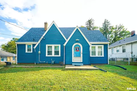 1202 W Thrush Ave, Peoria, IL 61604