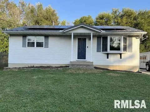 128 Briargate Rd, Washington, IL 61571