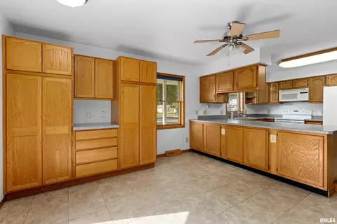 15902 N 6th St, Chillicothe, IL 61523 photo 21