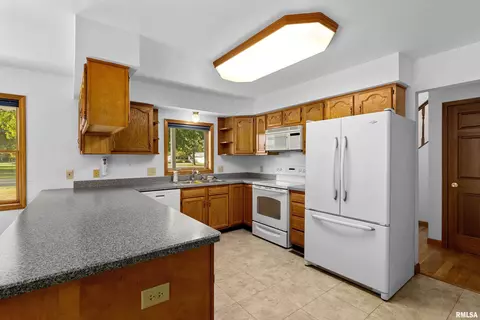 15902 N 6th St, Chillicothe, IL 61523 photo 17