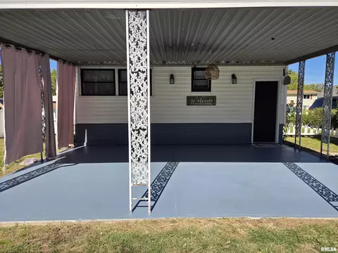 1122 E Chestnut St, Canton, IL 61520 photo 29