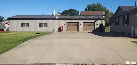 666 2nd Ave, Canton, IL 61520 photo 3