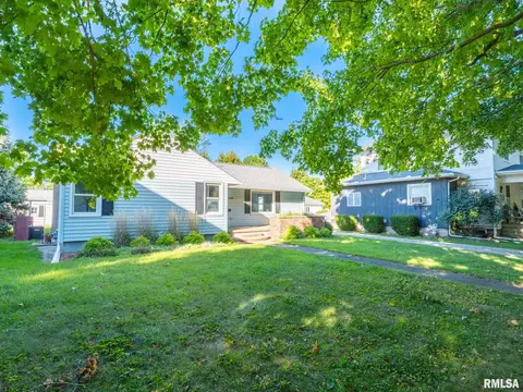 509 E 4th St, Delavan, IL 61734 photo 44