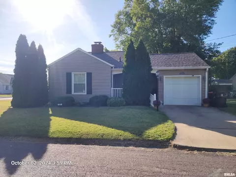 931 Elmhurst Ave, Peoria, IL 61603