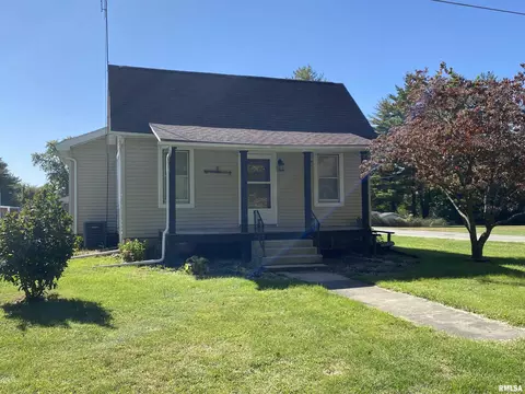 788 W Pine St, Canton, IL 61520