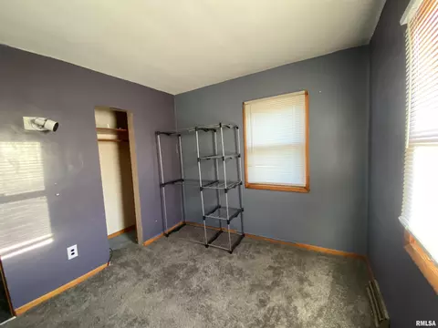 Bedroom - 788 W Pine St, Canton, IL 61520 photo 3 of 4