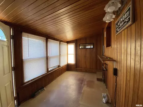 Exterior - 788 W Pine St, Canton, IL 61520 photo 7 of 7