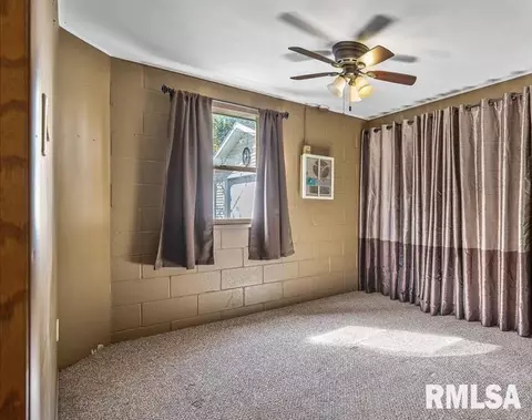Bedroom - 7207 S Cameron Ln, Mapleton, IL 61547 photo 5 of 5