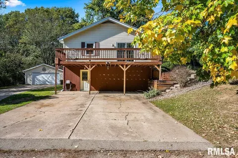 Exterior - 7207 S Cameron Ln, Mapleton, IL 61547 photo 1 of 6