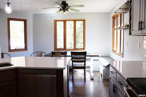 Kitchen - 7706 W Brandon Ct, Mapleton, IL 61547 photo 8 of 9
