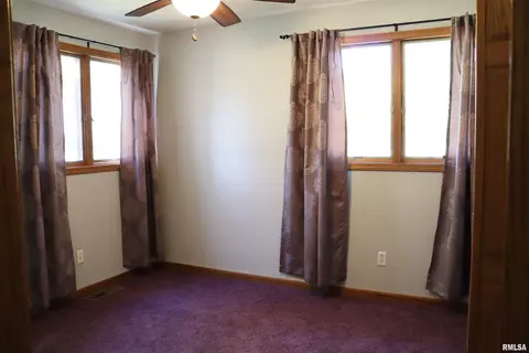 Bedroom - 7706 W Brandon Ct, Mapleton, IL 61547 photo 8 of 9