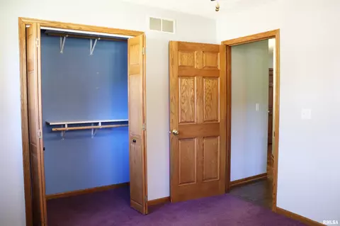 Bedroom - 7706 W Brandon Ct, Mapleton, IL 61547 photo 7 of 9